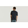 64021 000 APP TRAIL AIR JERSEY SS MEN BLK M BACK