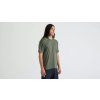 64023 000 APP TRAIL AIR JERSEY SS MEN OAKGRN FRONT 3 4